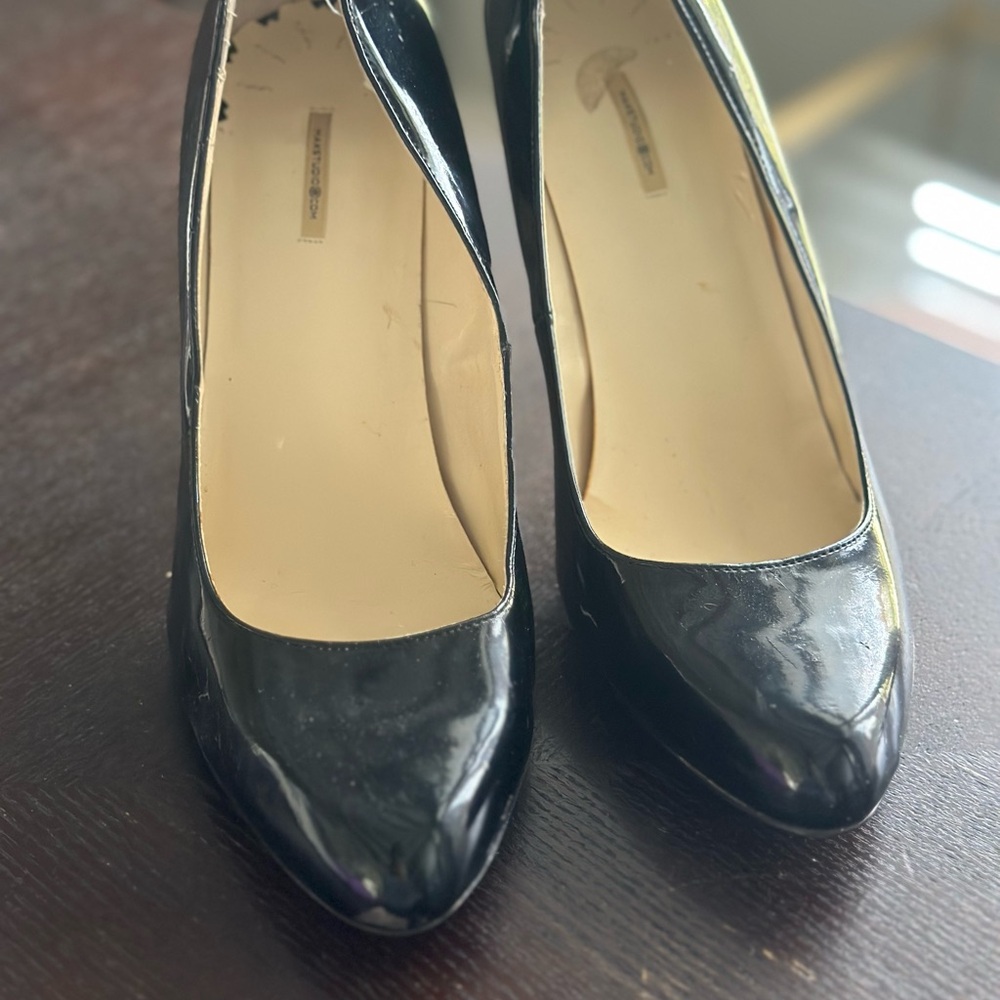 Black patent heels